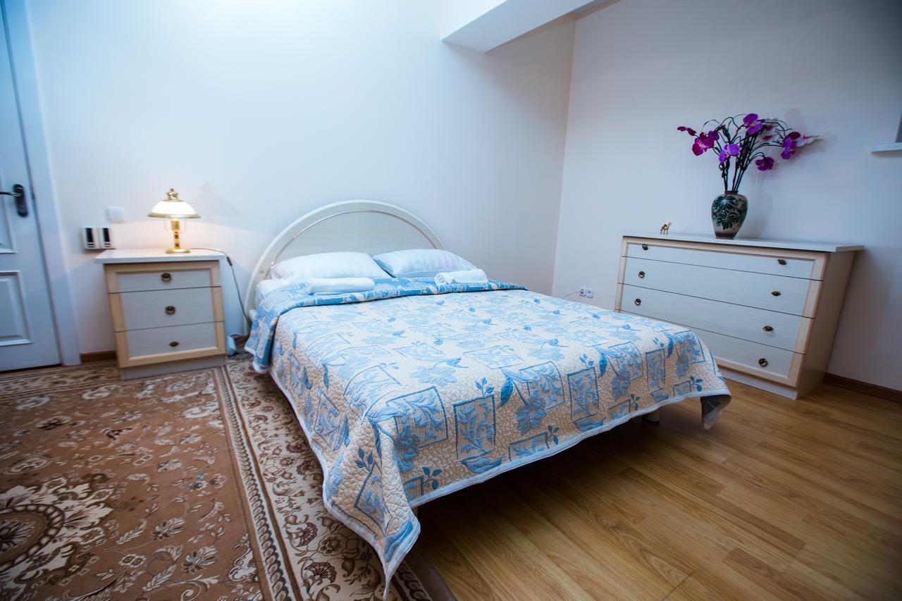 Interhouse Almaty Hostel Kültér fotó