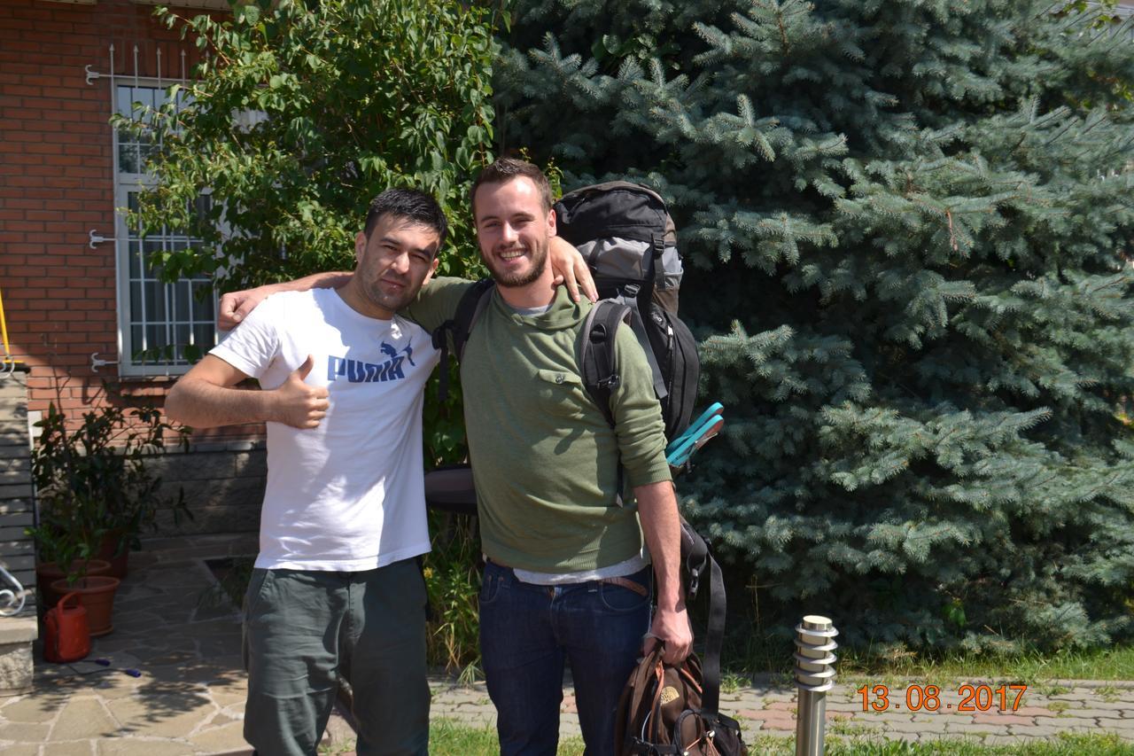 Interhouse Almaty Hostel Kültér fotó
