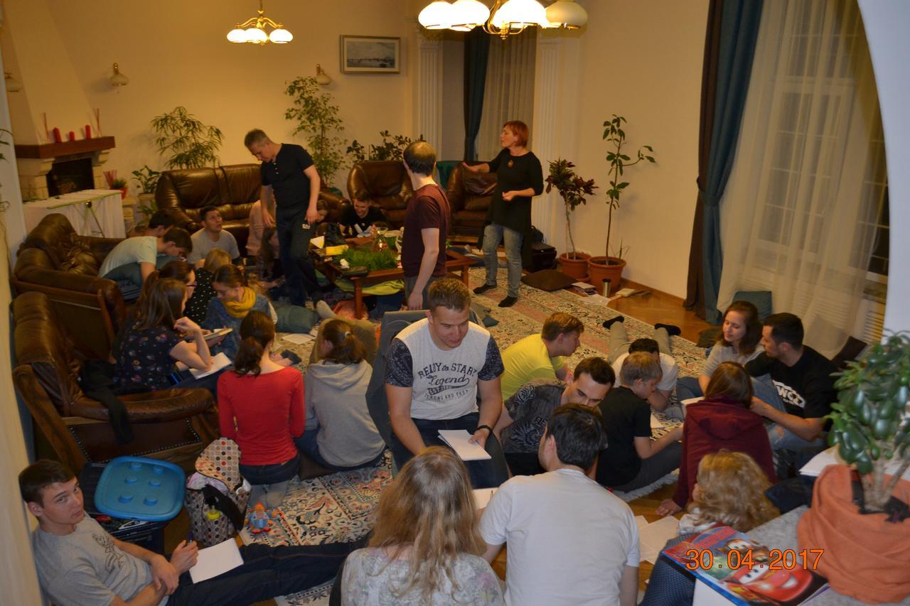 Interhouse Almaty Hostel Kültér fotó
