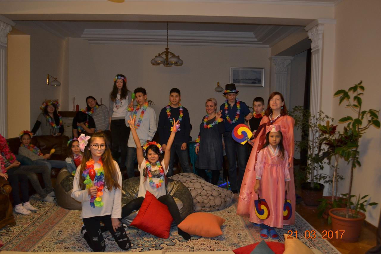 Interhouse Almaty Hostel Kültér fotó